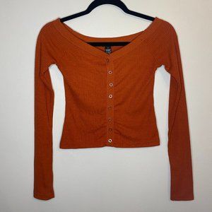 RUE21 Ribbed Off-the-Shoulder Long Sleeved Crop-Top in Burnt Orange (Size S)